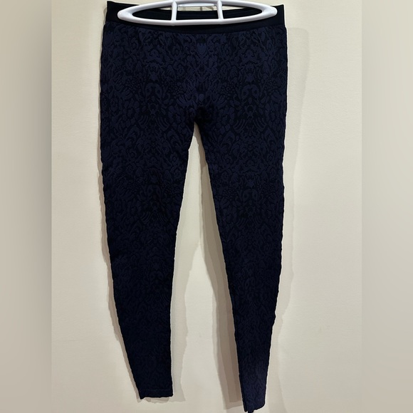 ⭐️ 2/$8 - Floralish Tights ⭐️ - Picture 3 of 6